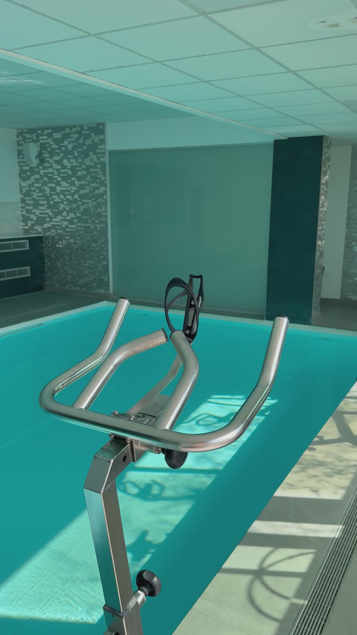 Hydrorider aquaholder